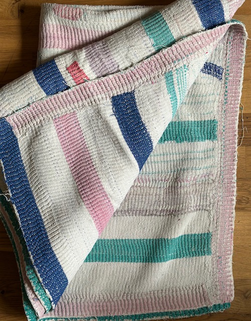 KT010 Vintage Kantha throw - Image 2